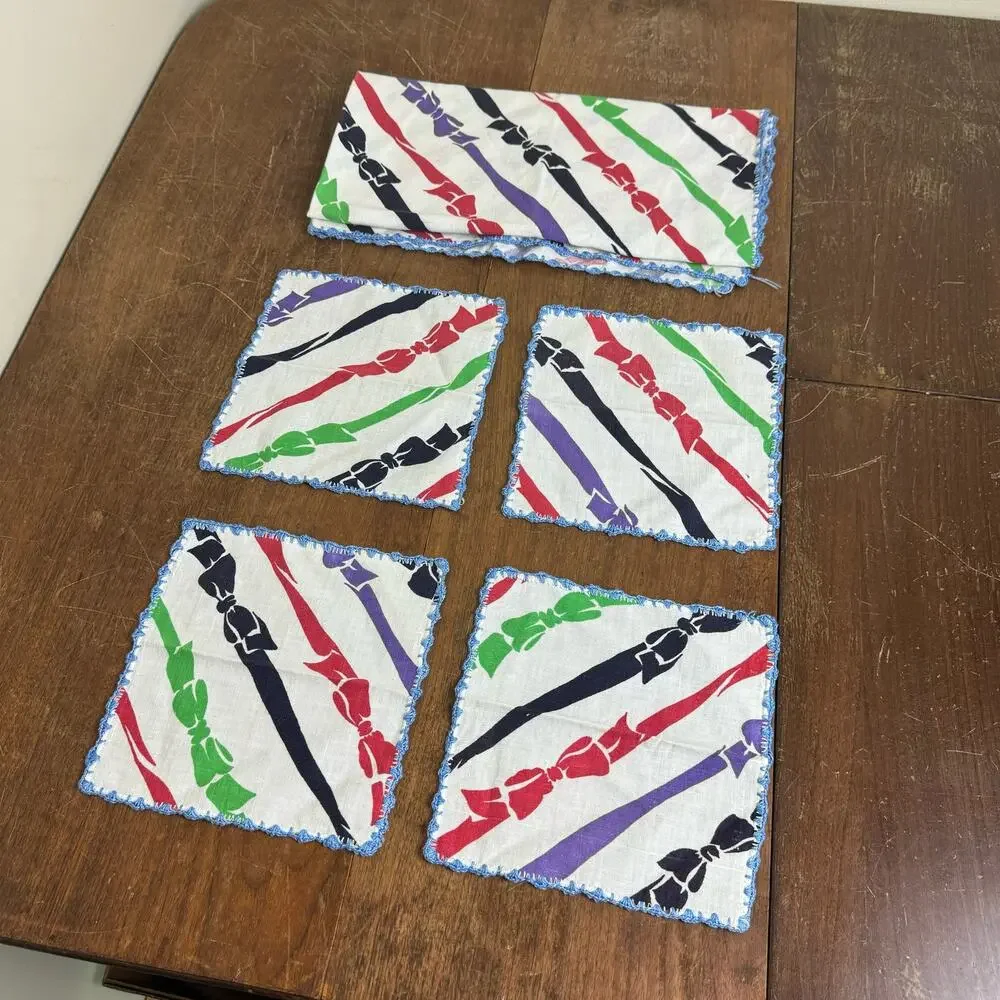 Vintage Ribbon print small table cloth‎ and set of 4 cloth napkins/placemats